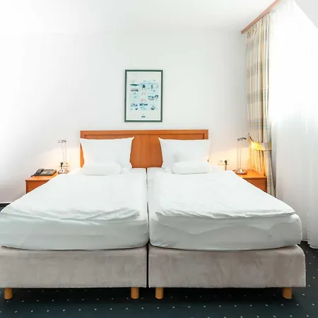 Szálloda Haus Koebesine 20 *